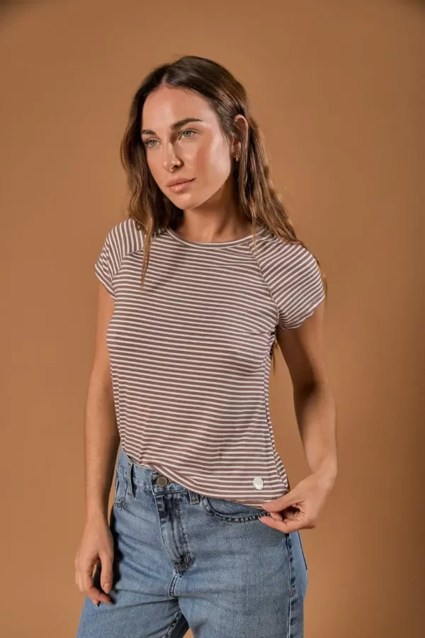 Producto - Remera Amarilis Peuque