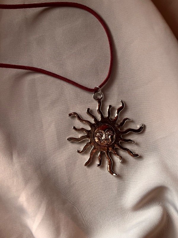 Producto - dije sol 4