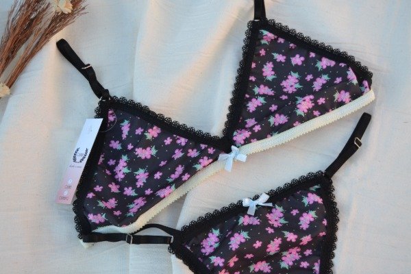 Producto - CONJUNTO TRINI FLORES