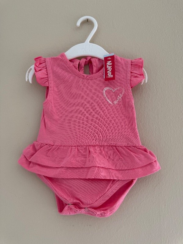 Producto - Body MINI JULI 9 meses NUEVO A ESTRENAR vsc27