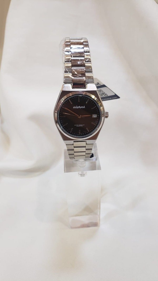 Producto - Reloj mistral fondo negro