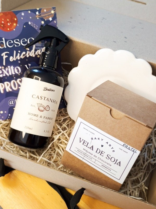 Producto - Box Aromático: Vela Pastel + Plato flor + Aromatizante + Tarjeta Dedicatoria - 4