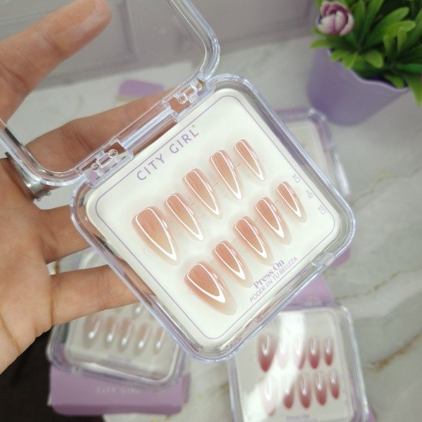 Producto - Press on almendra efecto degradé