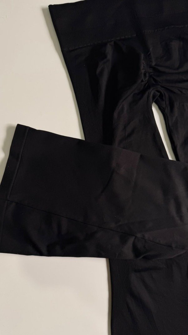 Producto - Calzas Oxford seamless con frunce Lufit - 5