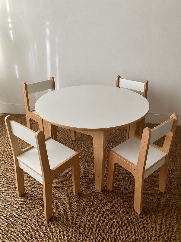 Producto - Mesa redonda con dos sillas