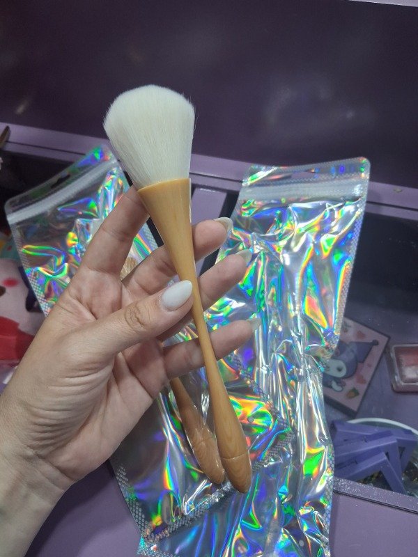 Producto - Brocha mango madera