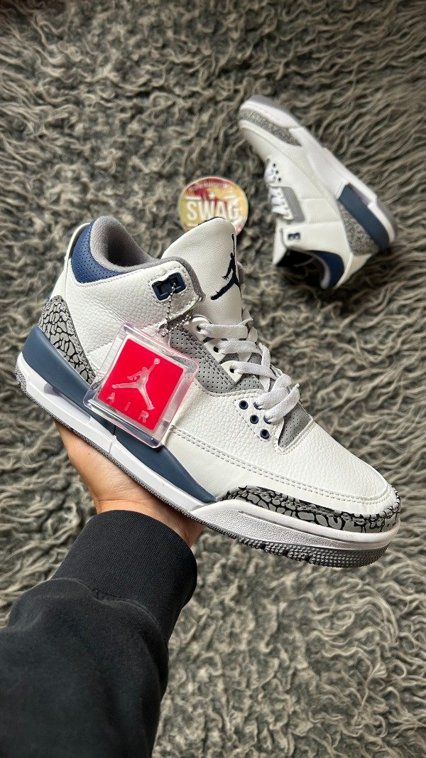 Producto - JORDAN RETRO 3 MIDNIGHT NAVY