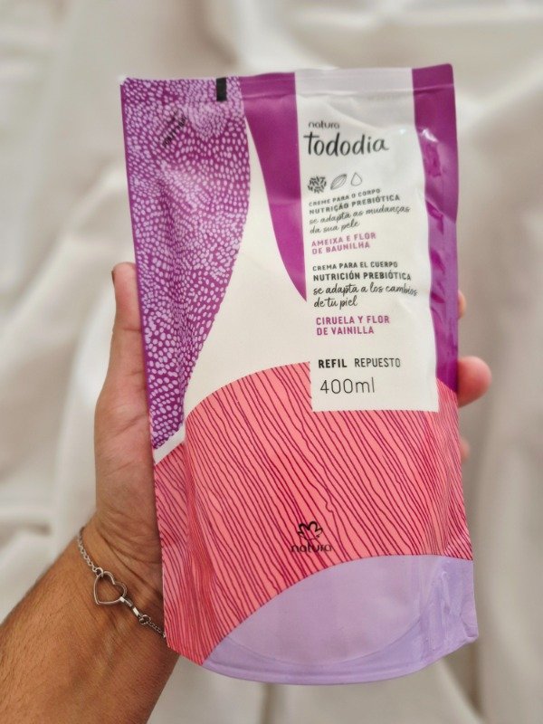 Producto - Repuesto Crema Nutritiva Corporal Ciruela y flor de vainilla