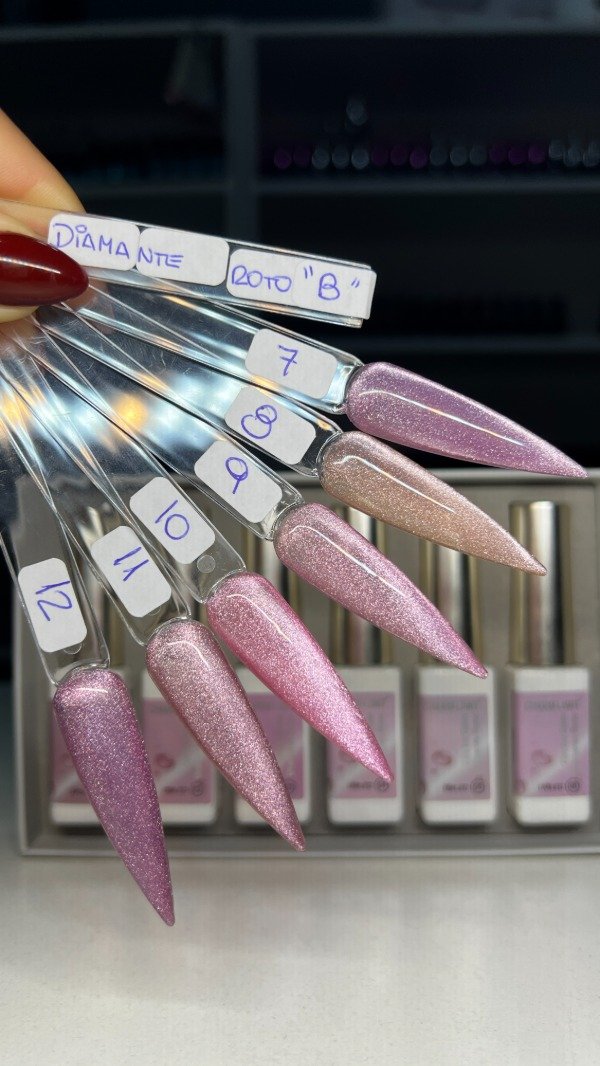 Producto - Esmalte Semi Ojo de gato - Charm Limit - UNIDAD - DIAMANTE ROTO "B"