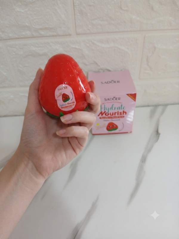 Producto - Crema para Manos Frutilla "Hydrate  Nourish" - Sadoer - 1