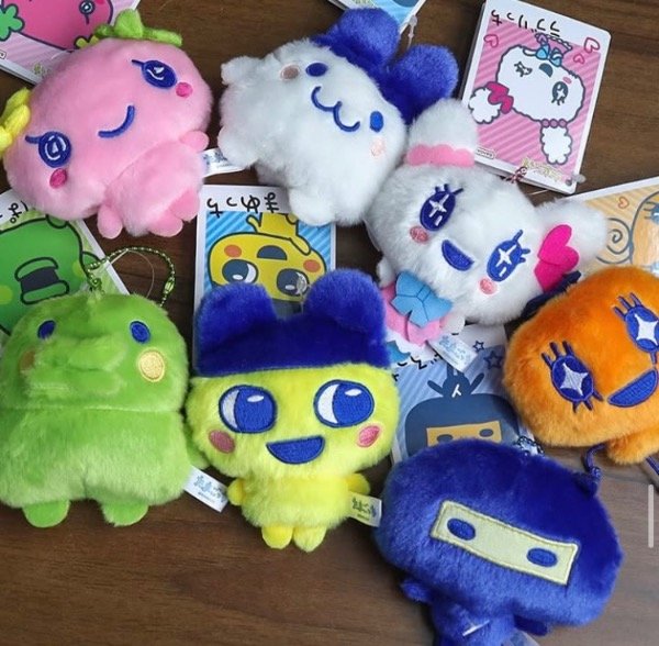 Producto - Llaveros Peluche Tamagotchi Premium con etiqueta oficial