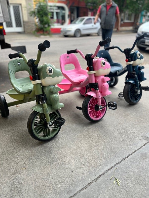 Producto - Triciclo dino con canciones de youtube