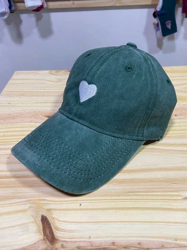 Producto - GORRA CORAZÓN - FRASE (VERDE)
