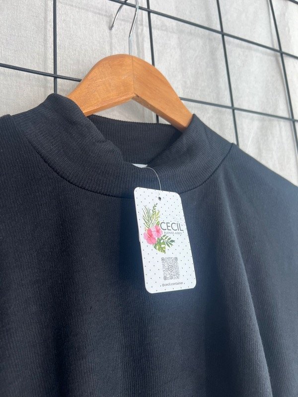 Producto - 1/2 POLERA M/LARGA TERMICA ART 680