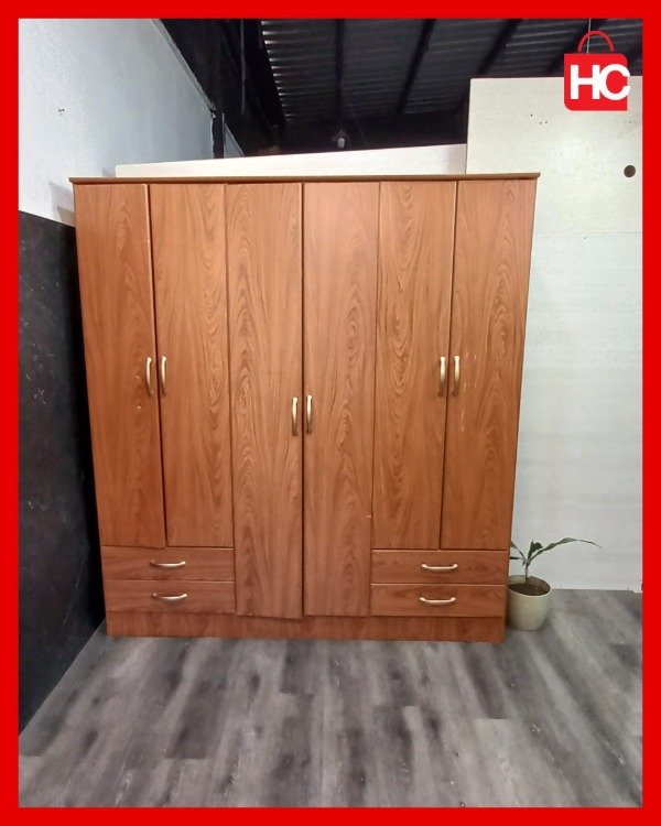 Producto - Placard ropero de 6 puertas y 4 cajones en melamina tono madera - 0