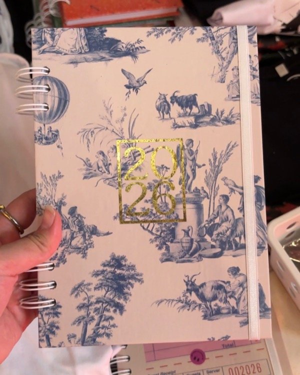 Producto - AGENDA DIARIA 2026 - detalles en foil