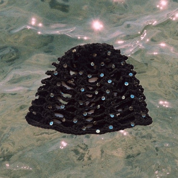 Producto - MESH HAT IPANEMA LENTEJUELAS (negro y chocolate)