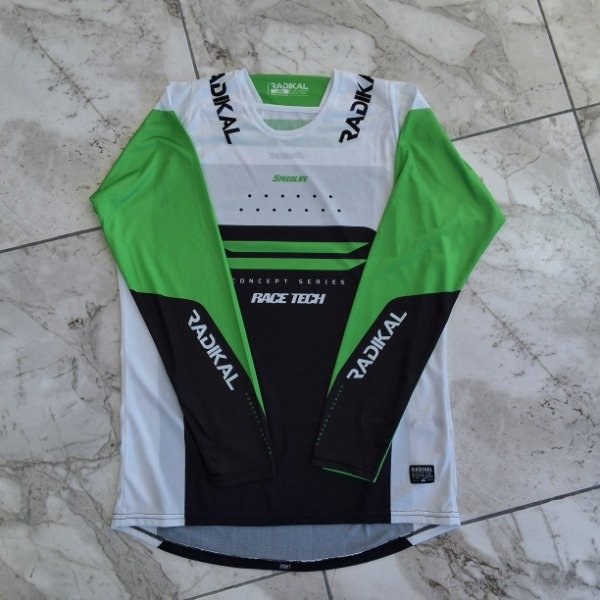 Producto - Jersey Radikal verde