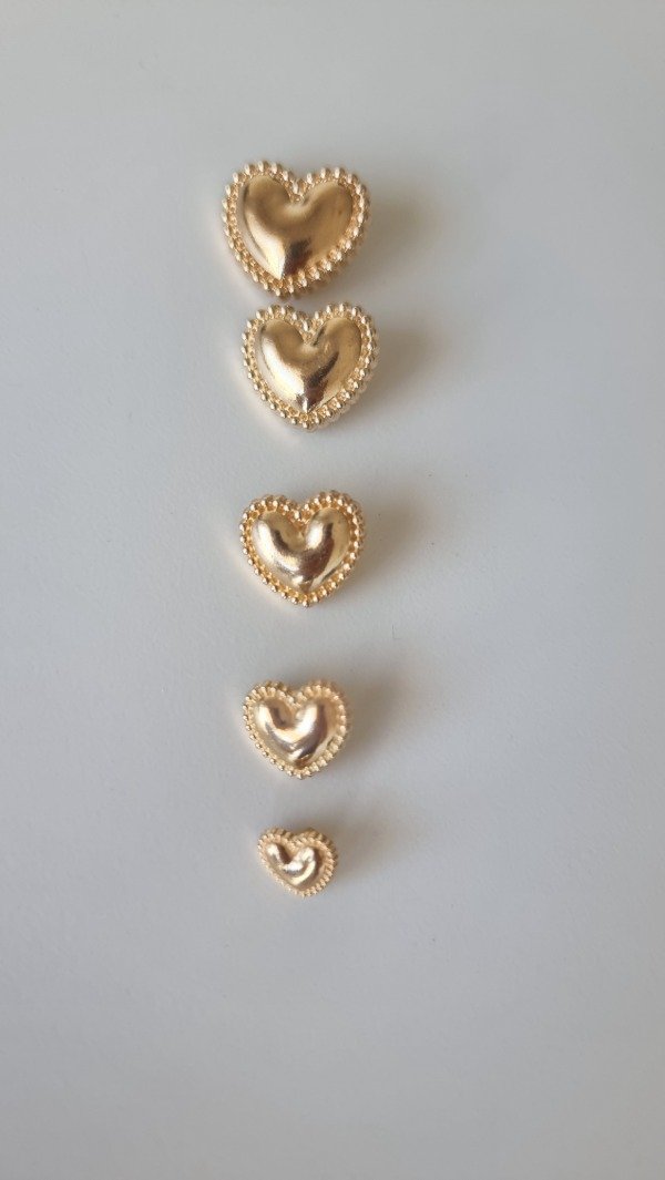 Producto - Botón metal CORAZÓN dorado (VARIAS MEDIDAS)