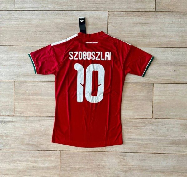 Producto - CAMISETA HUNGRÍA IMPORTADA TITULAR 2026 #10 SZOBOSZLAI - 1