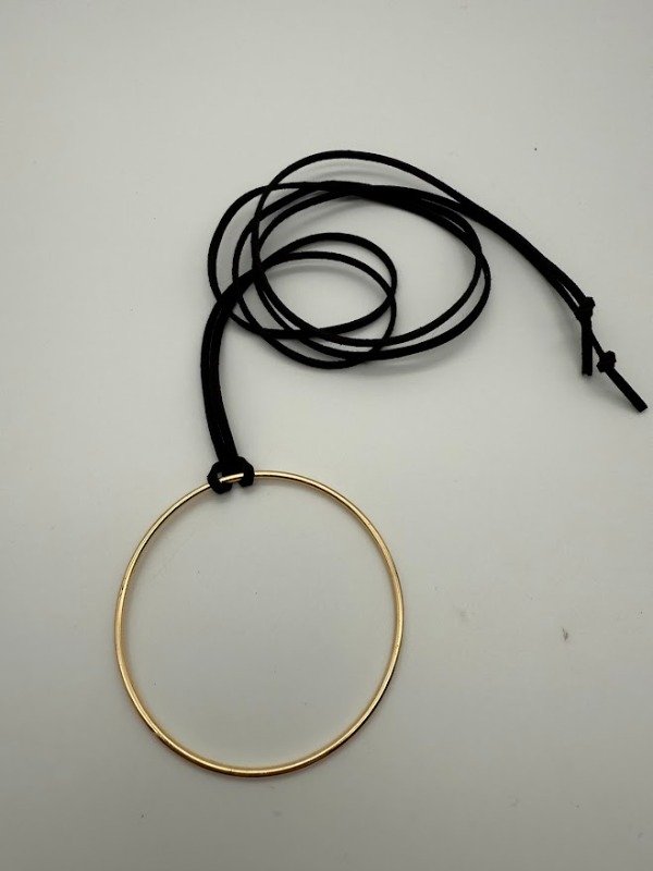 Producto - Chocker circulo dorado