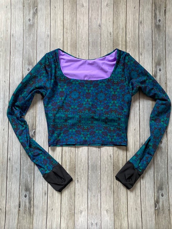 Producto - Top Crop manga larga estampado Caleido