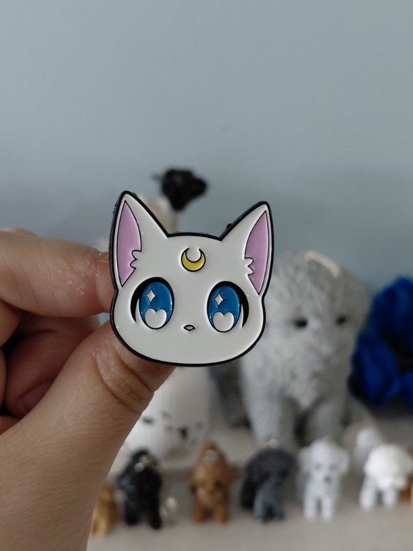 Producto - Pin metalizado - Sailor Moon #2127