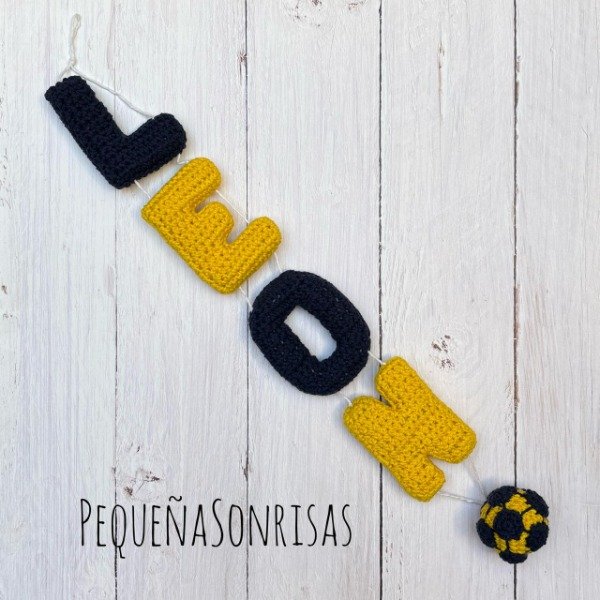 Producto - Cartel de 4 Letras con 4 adornos - 2