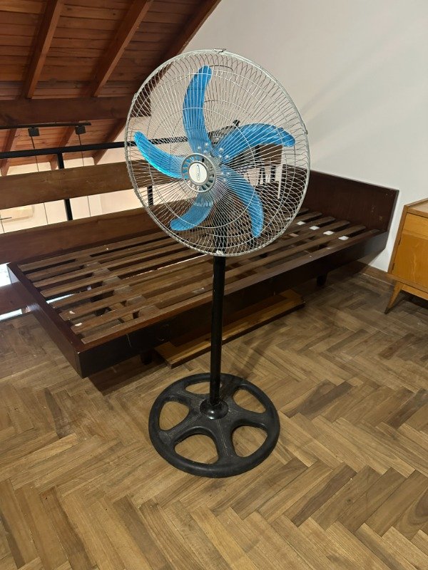 Producto - VENTILADOR DE PIE EMBASSY 70W #11896