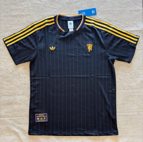 Producto - Remera alternativa negra Manchester United 25/26