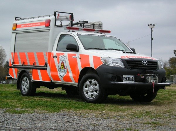 Producto - Unidad Forestal Modelo W-500 montada sobre Toyota Hilux