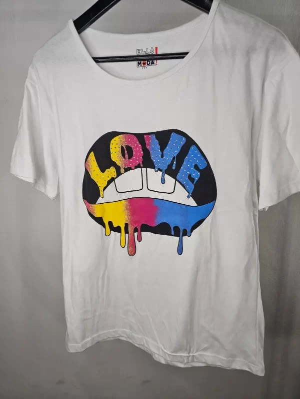 Producto - Remera Love Arcoiris