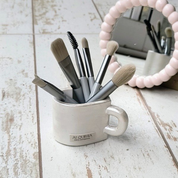 Producto - Set de Maquillaje en Tacita