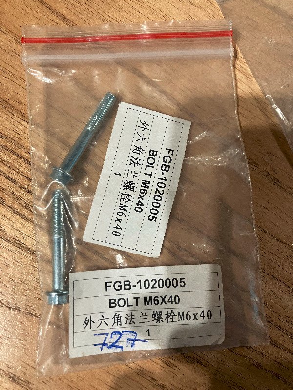 Producto - 727 - Tornillo M6x40 [1826]