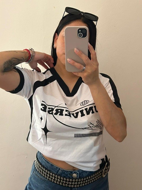 Producto - REMERA UNIVERSE