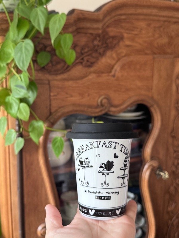 Producto - Vaso de cerámica con tapa de silicona