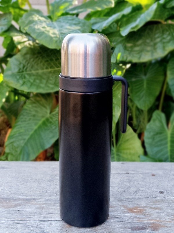Producto - TERMO MEDIA MANIJA NEGRO