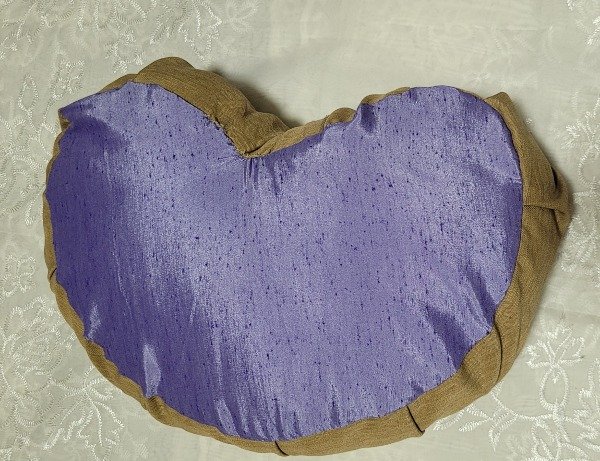 Producto - Zafu Lavanda y Dorado