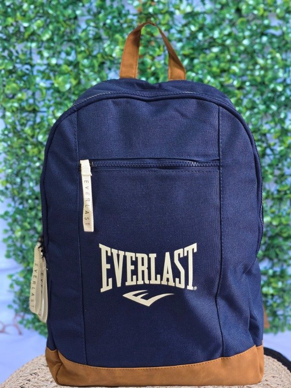 Producto - Mochila Urbana Everlast Liviana