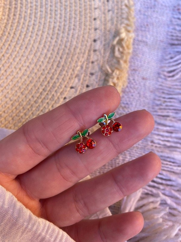 Producto - Pasantes CHERRI Strass rojos A.D