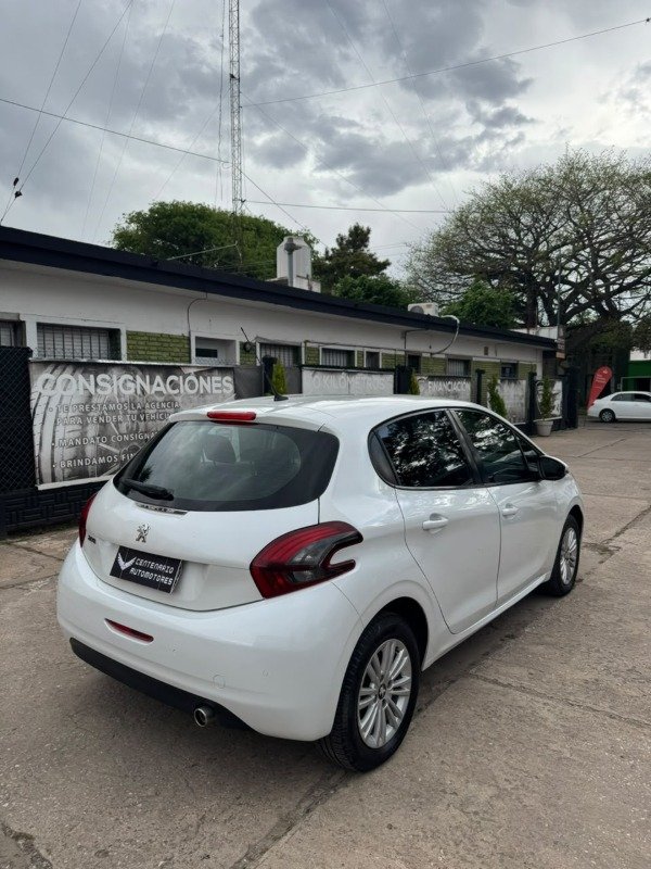 Producto - Peugeot 208 1.6 Allure 2018 - 3