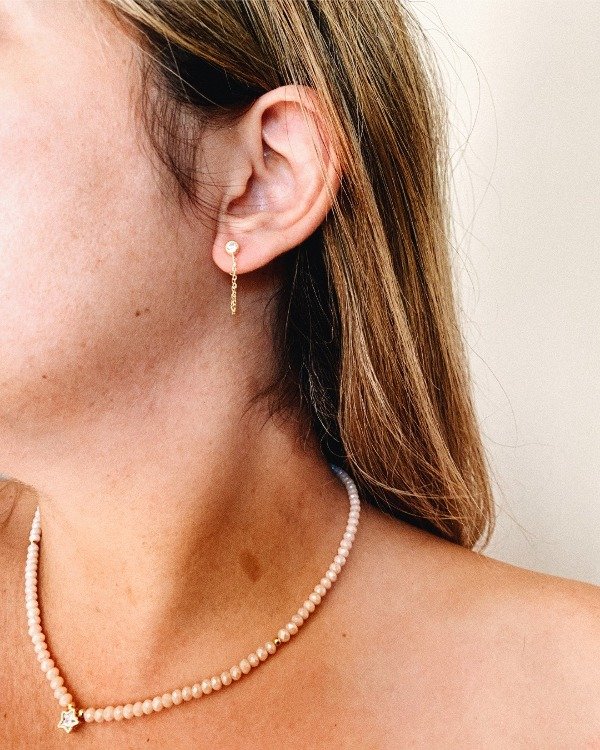 Producto - COLLAR GIGI CREMA I - CRISTALES Y ORO LAMINADO