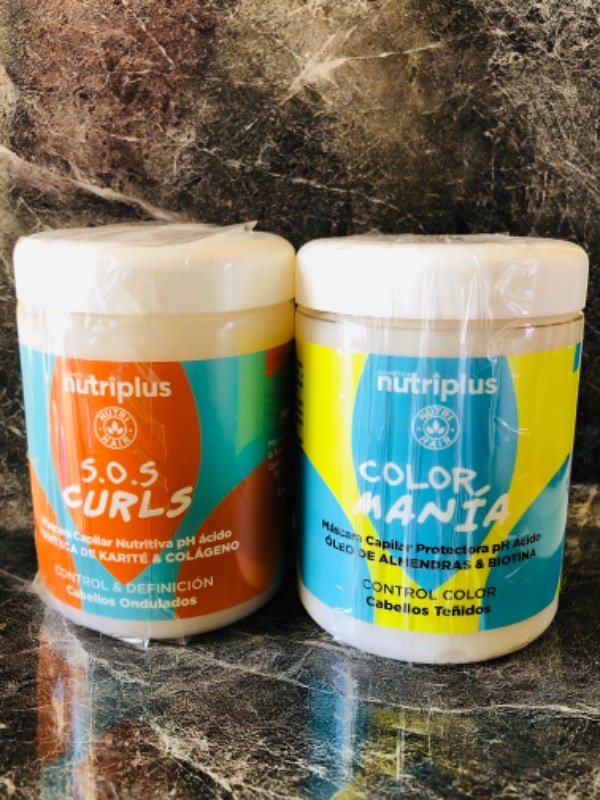 Producto - Crema capilar para rulos y para cabellos teñidos.
