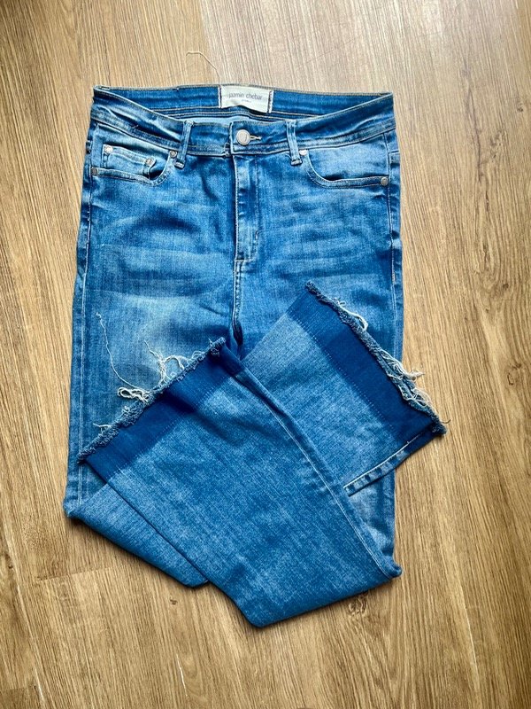 Producto - JAZMIN TALLE 27 CON SPANDEX