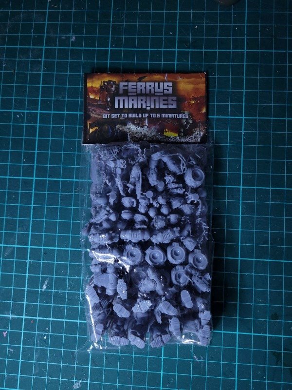 Producto - Pack de Ferrus Marines (simil Iron Hands) - 7 unidades