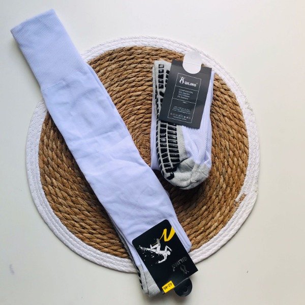 Producto - Medias Largas Deportivas Qiling Con Antideslizante (Blanco)