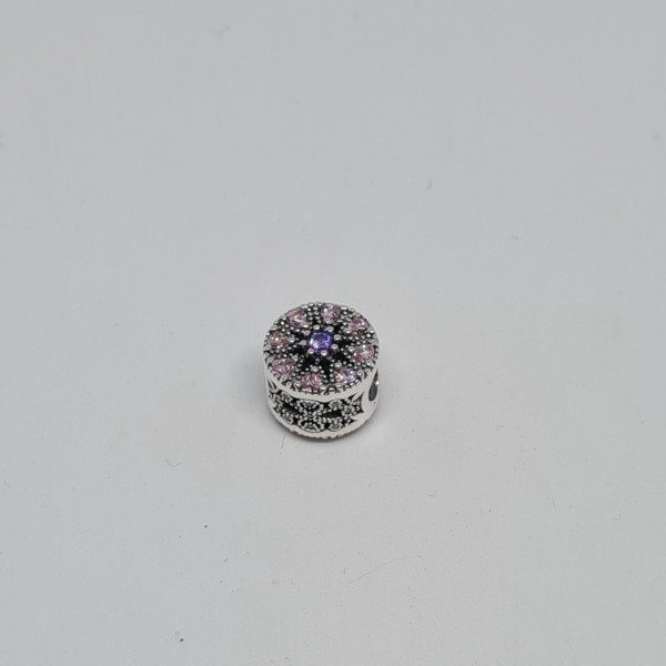 Producto - Dije charms medallon brillante