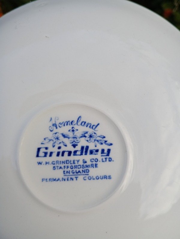 Producto - Plato de té de loza inglesa Grindley Homeland - 1