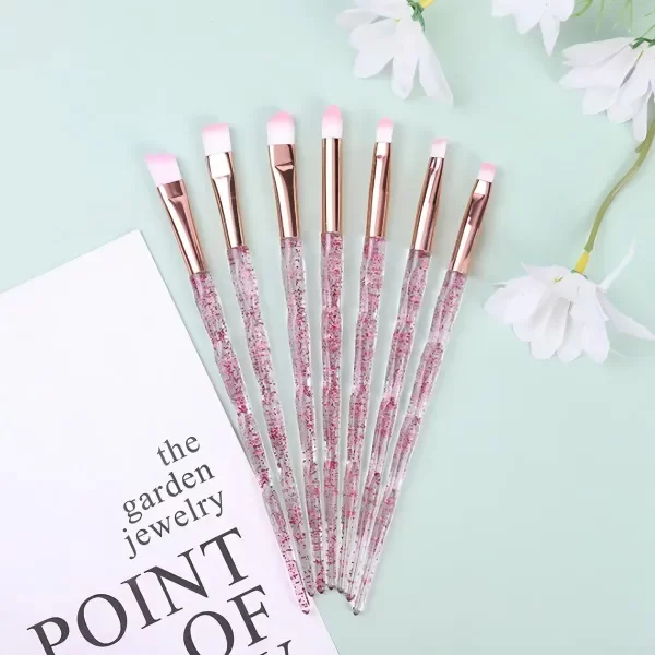 Producto - Set de brochas 7 brochas para sombras, delineador, corrector, y labiales