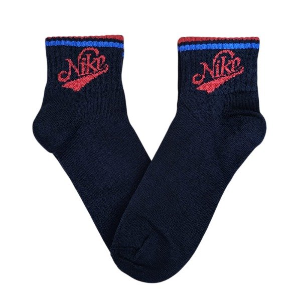 Producto - Nike retro negro soquete